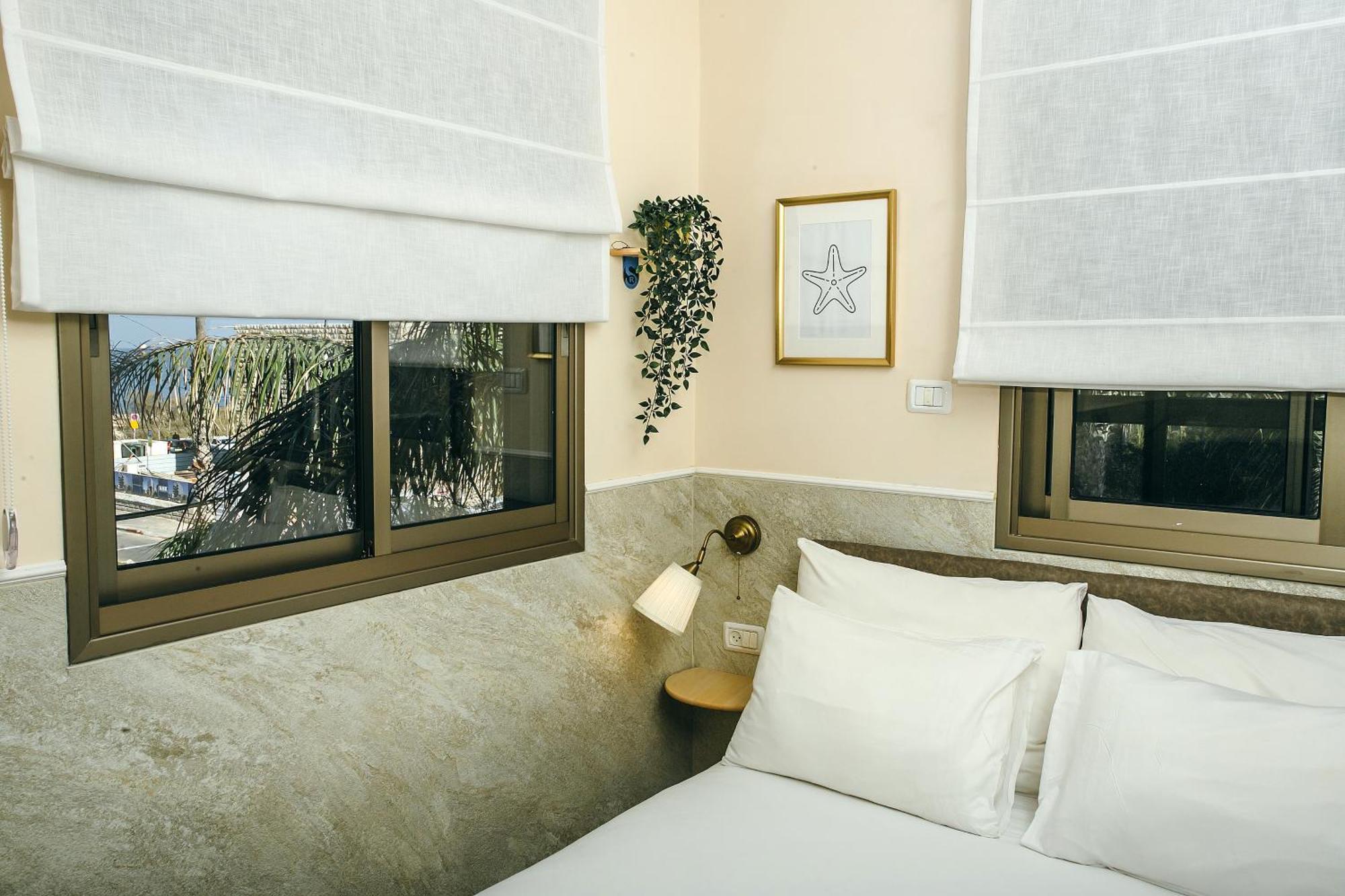 Domus Bat Galim Hotel Haifa Exterior photo